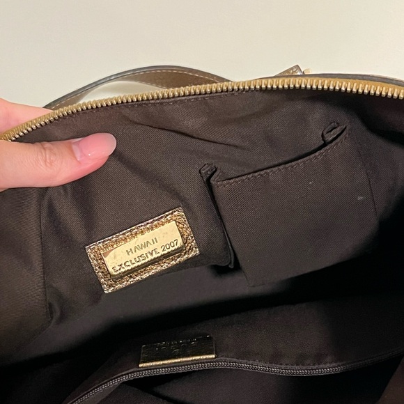 Gucci GG Nylon Abbey Medium - Picture 9 of 10